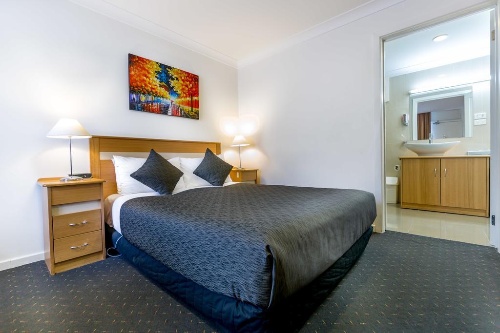 Melbourne'S Princes Park Hotel Exterior foto